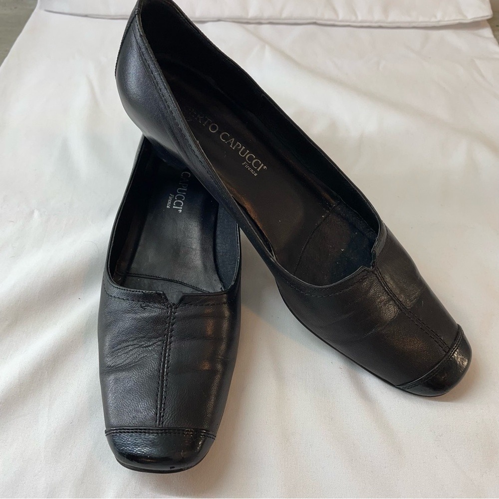 Roberto Capucci Black Leather Square Toe Pumps Womens 8 AA Italy‎ Good Low Heel